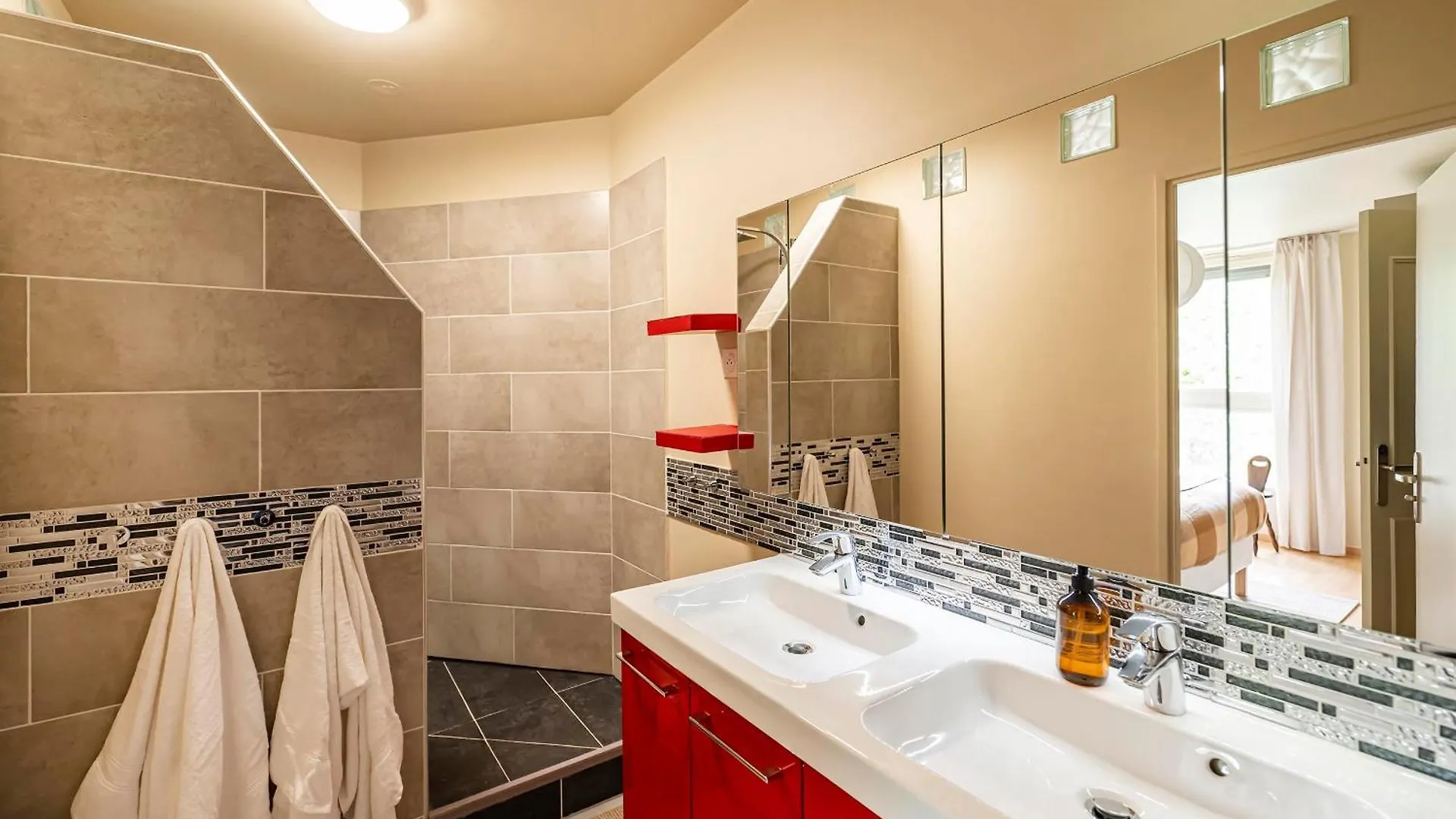 Appartements Lake 3 - Duke Housing Creteil Apartment