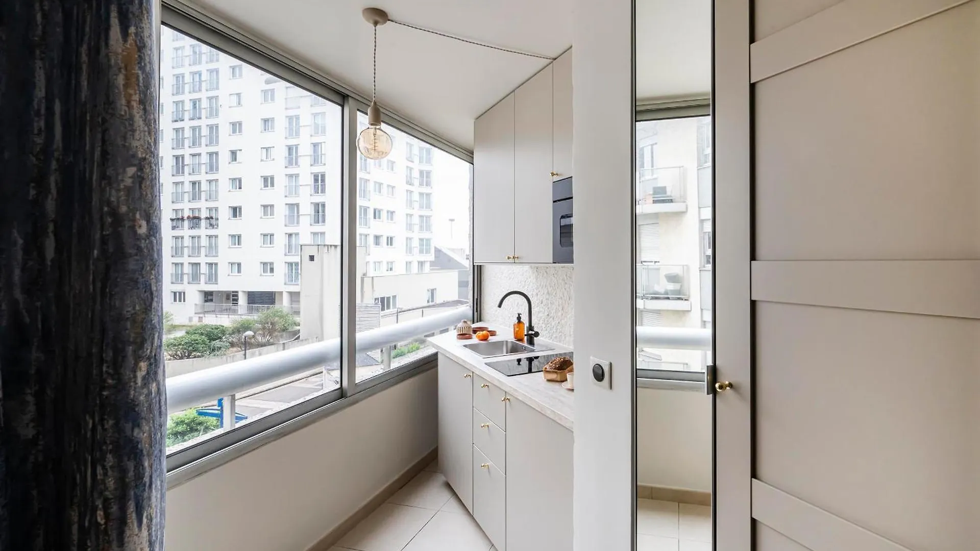 Apartment Appartements Lake 3 - Duke Housing Creteil France