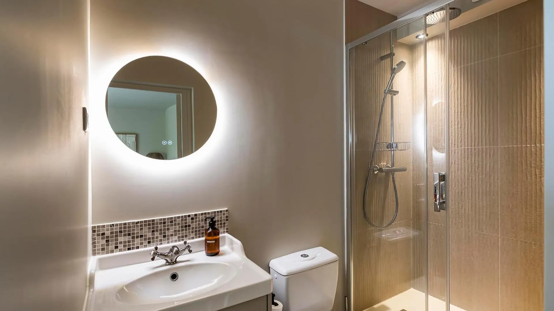 Appartements Lake 3 - Duke Housing Creteil Apartment